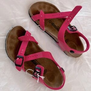 kids pink birkenstocks